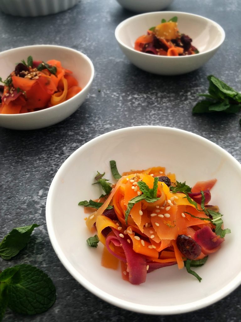 Orangen-Karottensalat-teller