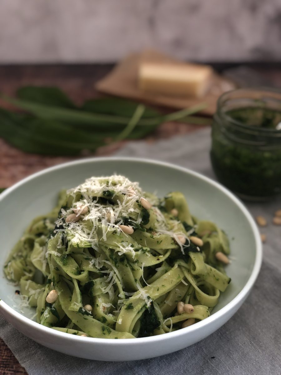 teller-pasta-baerlauch