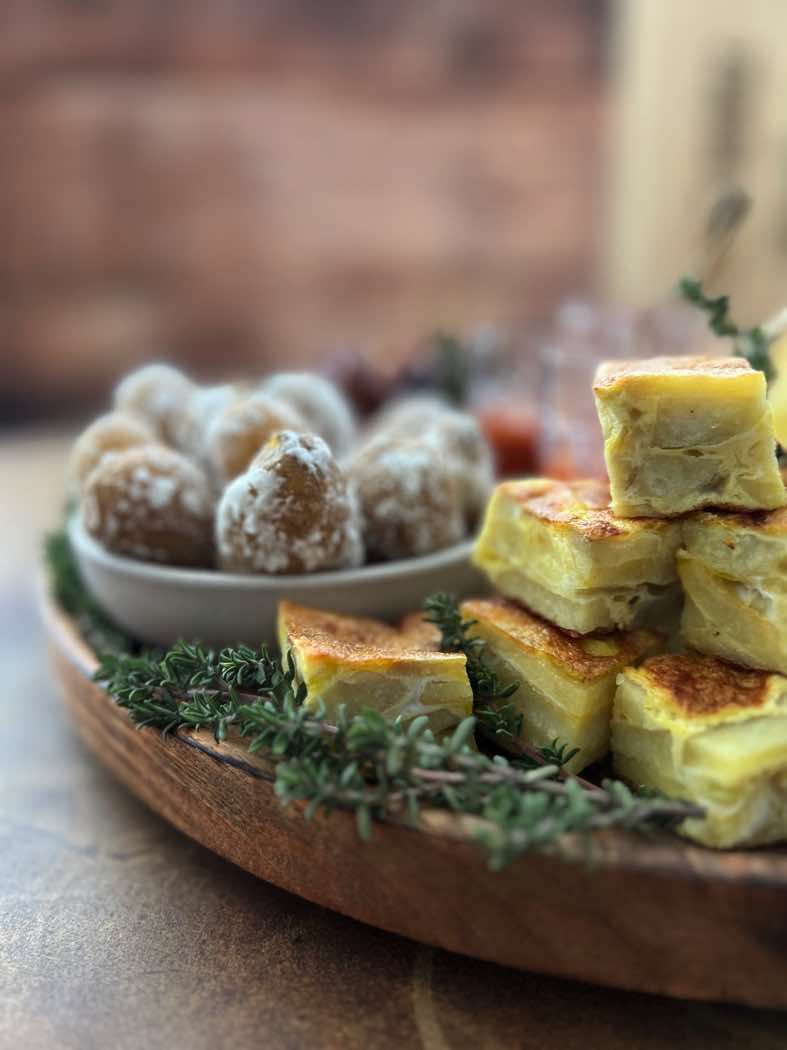 tapas-food-board
